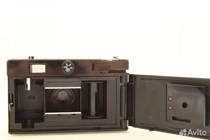 Пленочный фотоаппарат Вилия 35мм коробочный