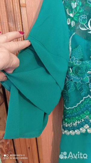 Нарядное женское платье 50