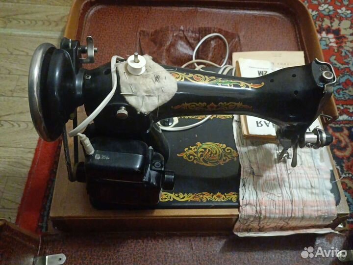Швейная машинка электрическая Подольск