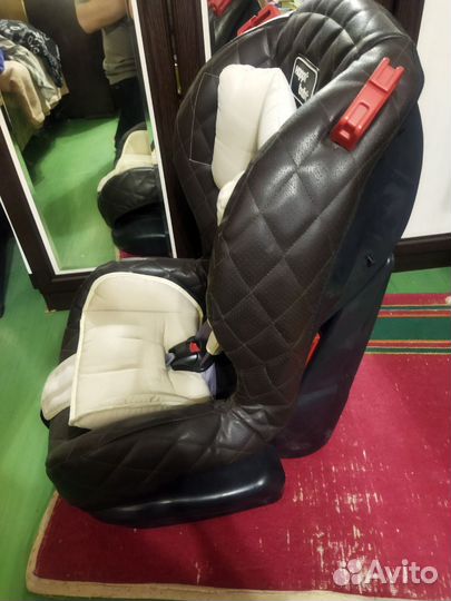 Детское автокресло