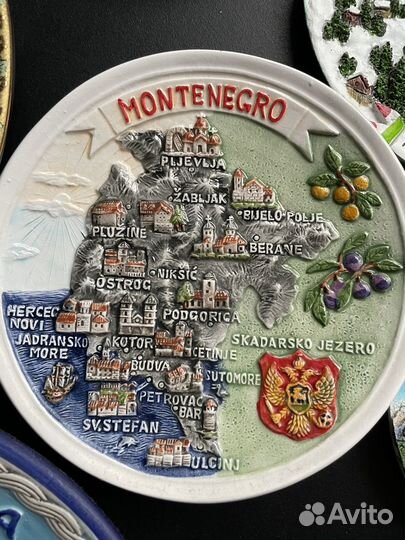 Сувенирные тарелки из разных стран