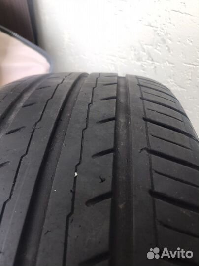 Yokohama BluEarth-ES ES32 215/60 R16 99