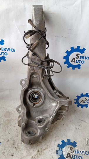 Range Rover Sport 14- Цапфа левая передняя 0594