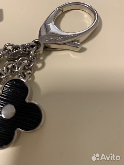 Брелок louis vuitton