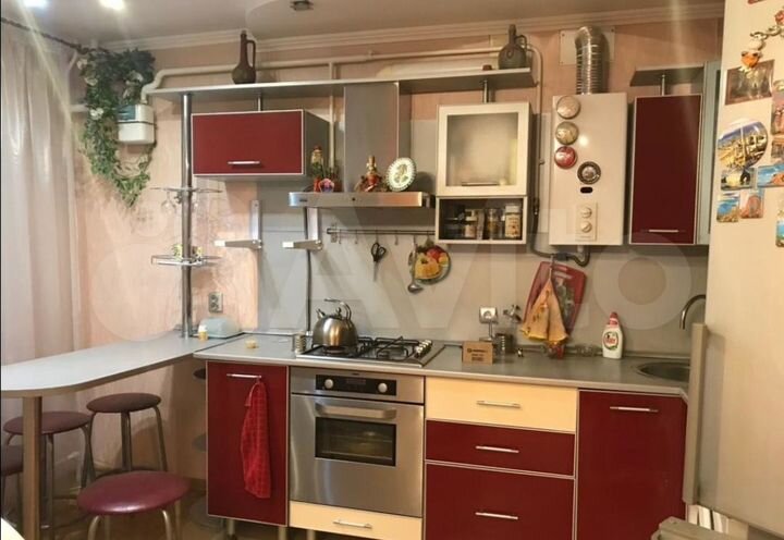 3-к. квартира, 56 м², 1/3 эт.