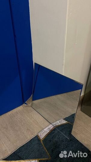 Зеркало СССР почти квадратное 38х40см