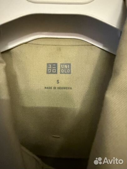 Плащ uniqlo светло бежевый