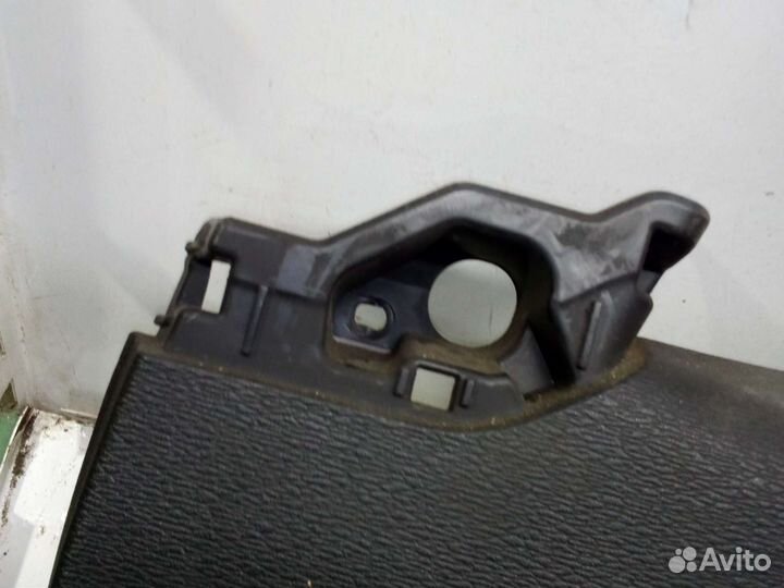 Обшивка двери передней правой LADA xray