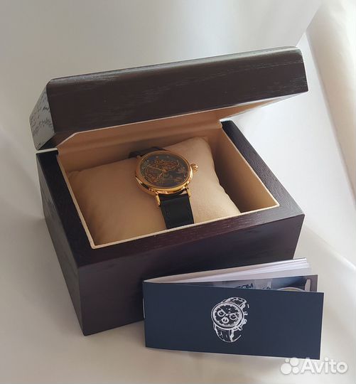 Часы наручные женские