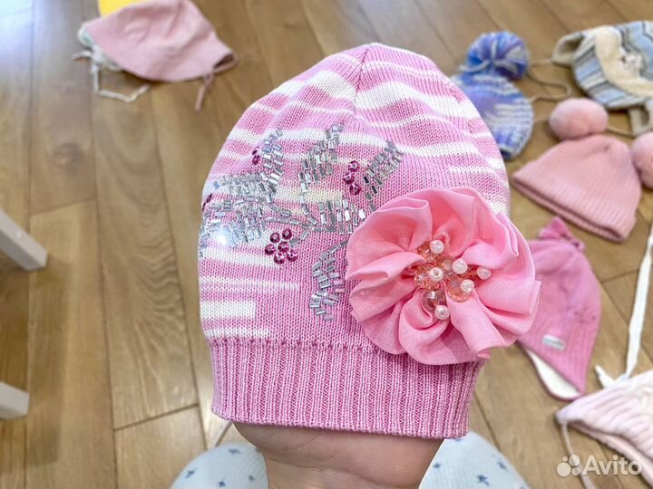 Шапки для девочки разные 10 шт