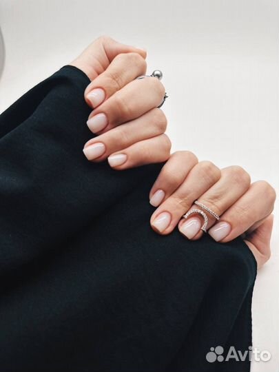 Маникюр педикюр