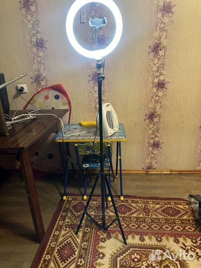 Лампа кольцевая+штатив