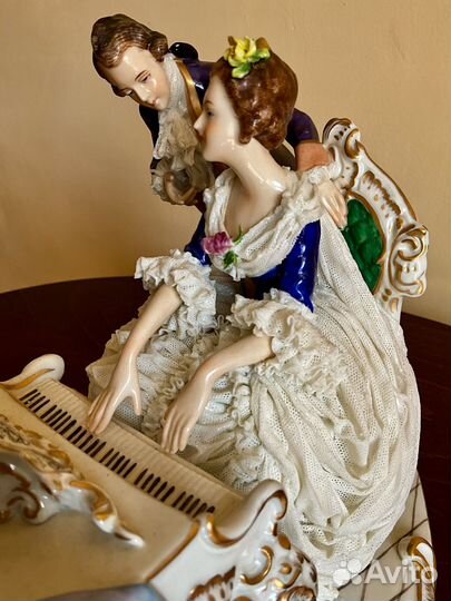 Романс о любви. Кружевной фарфор. Volkstedt