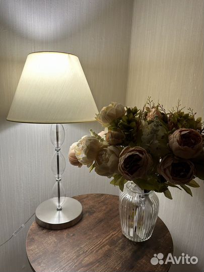 Лампа настольная