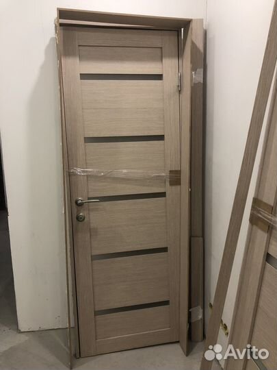 Межкомнатные двери бу с коробкой 70см