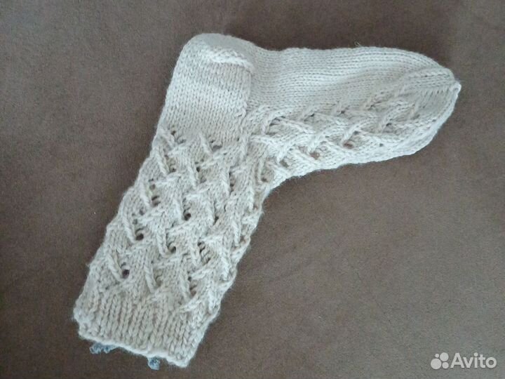 Шерстяные носки ручной вязки