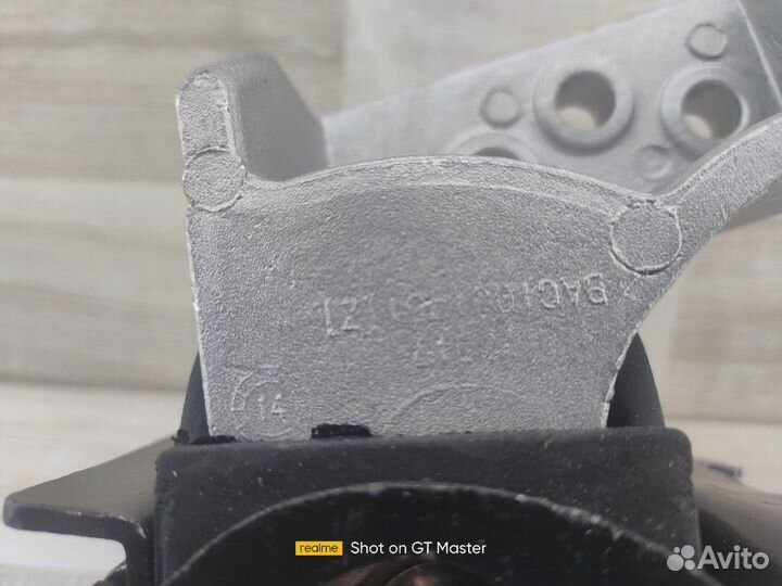 Подушка двигателя правая Lifan Solano /NEW/Solano