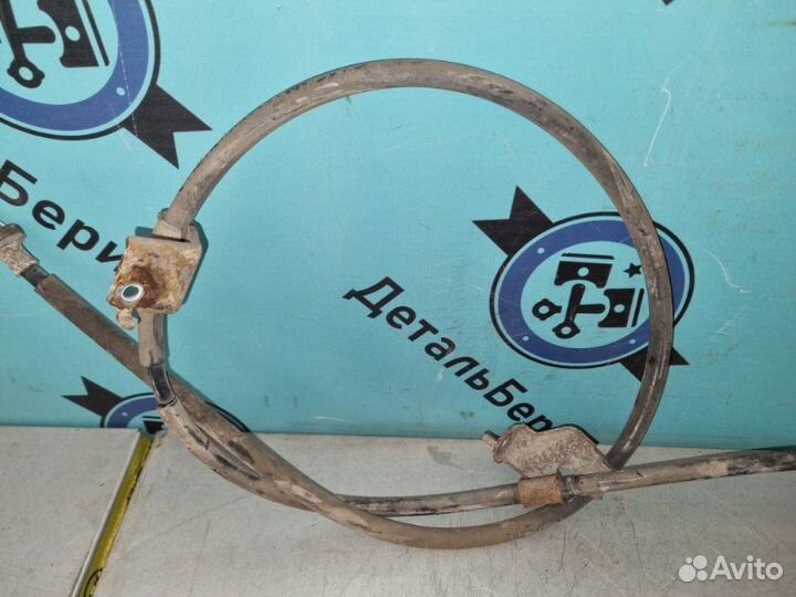 Трос стояночного тормоза задний левый Nissan