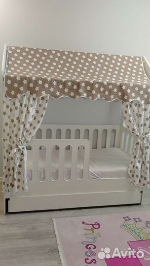 Детская кровать домик