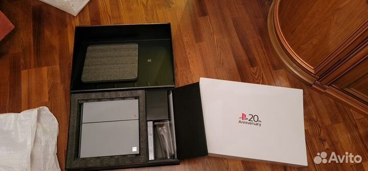 Sony Play Station 4 20th Anniversary Edition