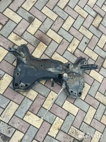 Подрамник Peugeot 206 206 1.4 2007