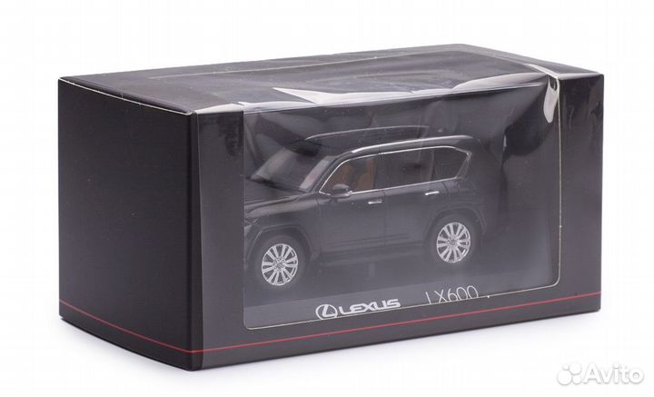 Модель Lexus LX600 Executive черный 1/43 kyosho