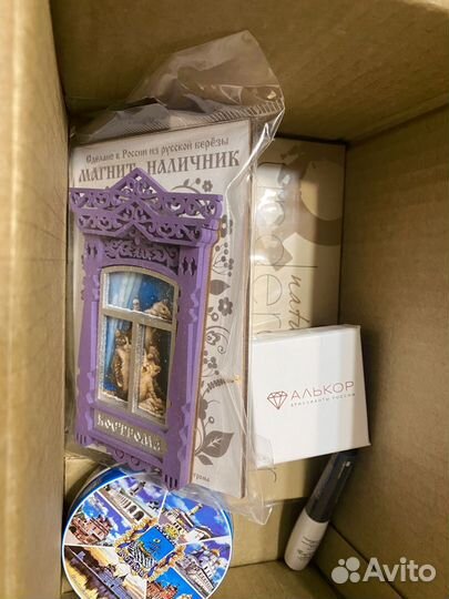 Сувенери и косметика