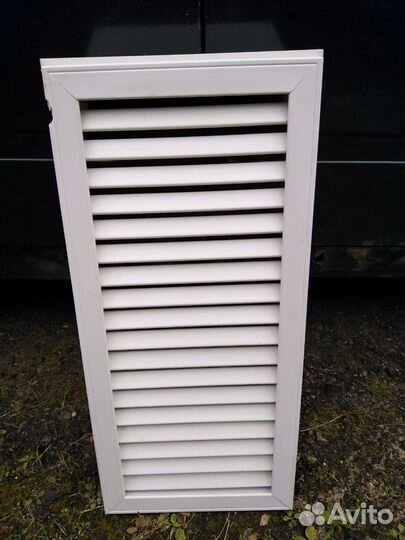 Экран на радиатор отопления