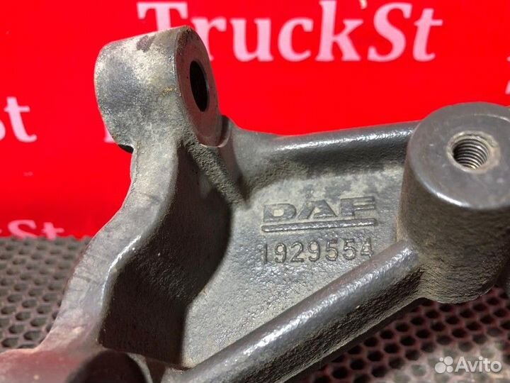 Кронштейн двигателя левый Daf XF106