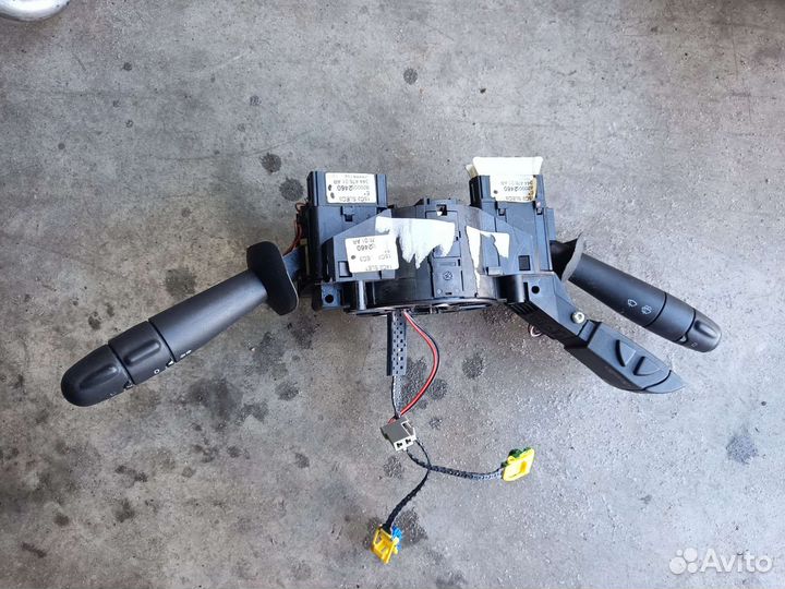 Подрулевой переключатель Renault Laguna 2