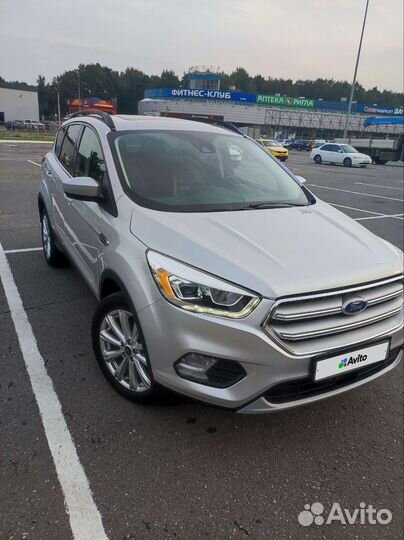 Ford Kuga, 2019