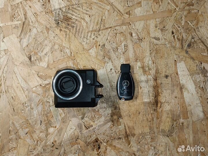 Замок зажигания Mercedes C-Class W204