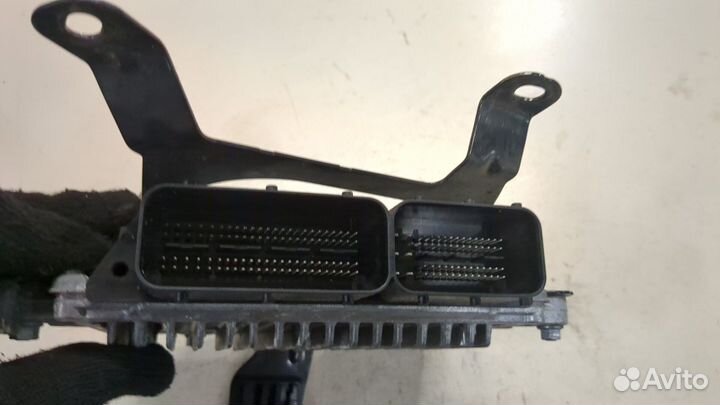 Блок управления двигателем Mercedes B W245, 2010