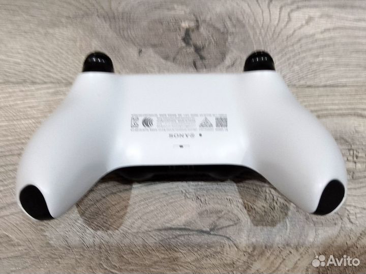 Новый Геймпад Dualsense c особенностями