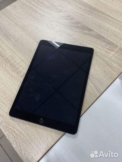 Планшет Apple iPad 8 128 гб