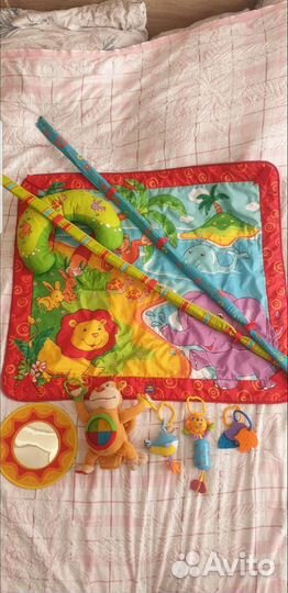 Развивающий коврик tiny love