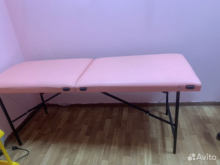 Кушетка для наращивания ресниц