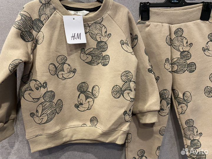 Костюм H&M новый 104