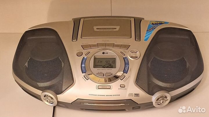 Магнитофон LG CD/MP3 FM+укв