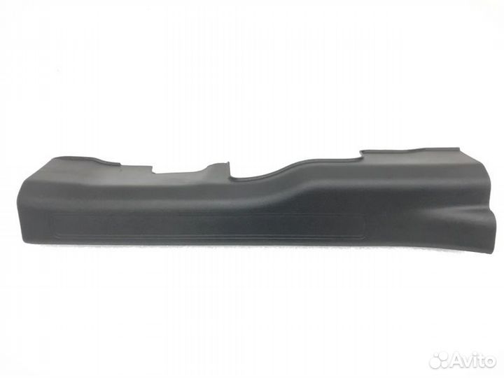 Накладка порога передняя левая Mitsubishi