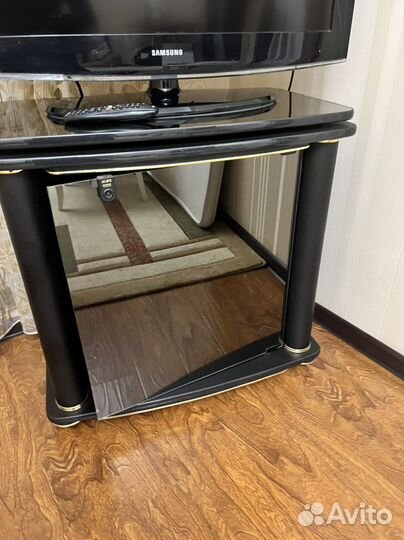 Тумба под телевизор