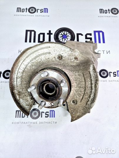 Land Rover Discovery sport Ступица передняя правая 92285250