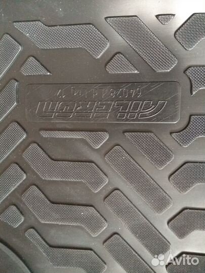 Aileron ковры лада Ларгус без 3 ряда и багажника