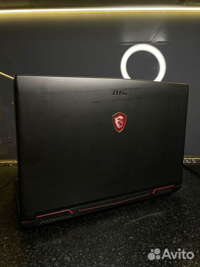 Игровой ноутбук msi i7-7700hq/gtx1060/16g/ssd512