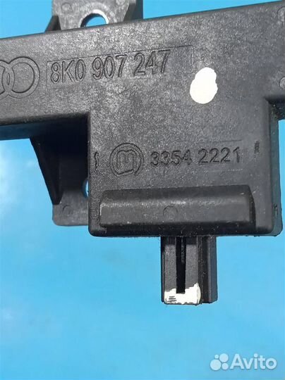 Антенна Audi Q5 8R 2009-2017