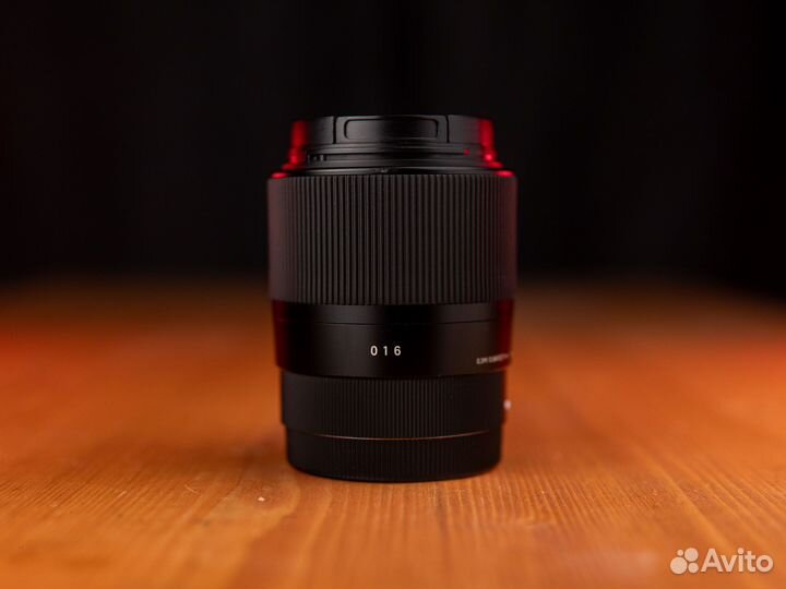 Sigma 30mm f/1.4 DC DN (Sony E mount APS-C)