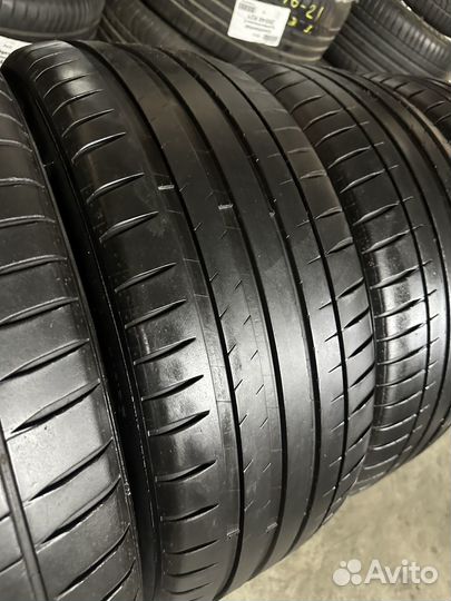 Michelin Pilot Sport 4 255/45 R19 104Y