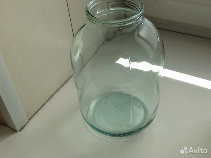 Стеклянная банка