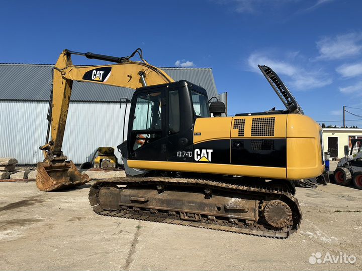Гусеничный экскаватор CAT 320D L, 2012
