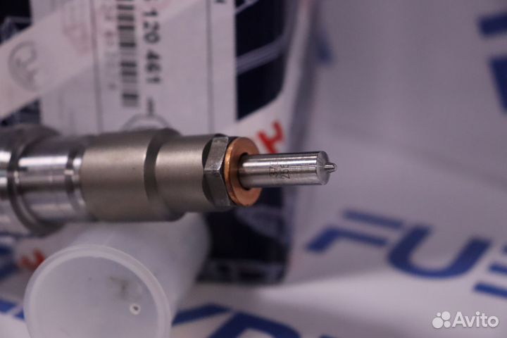 Форсунка топливная 0445120461